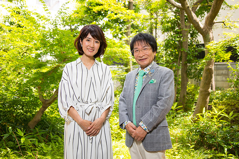日本テレビの岸田雪子さんと教育評論家の尾木直樹さん